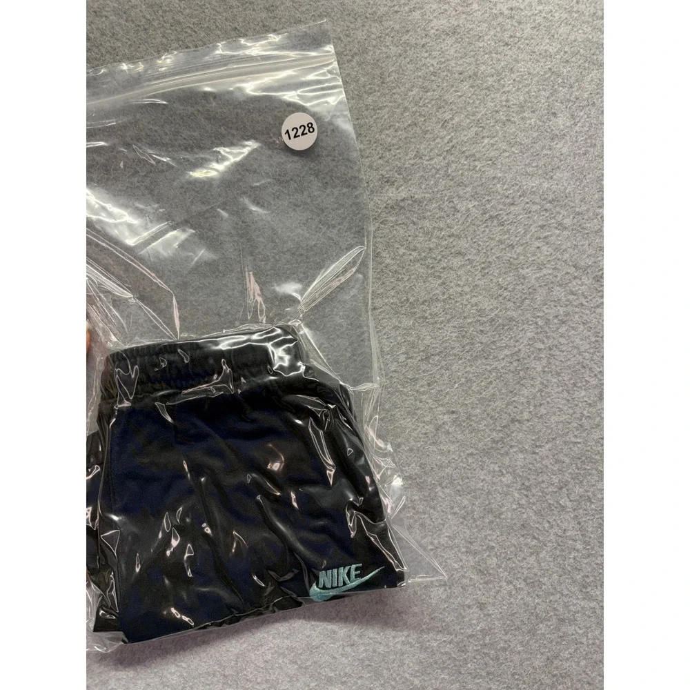 Nike Boys Black Cotton Jersey Shorts Mint Green Logo 5-6 Years H847-023